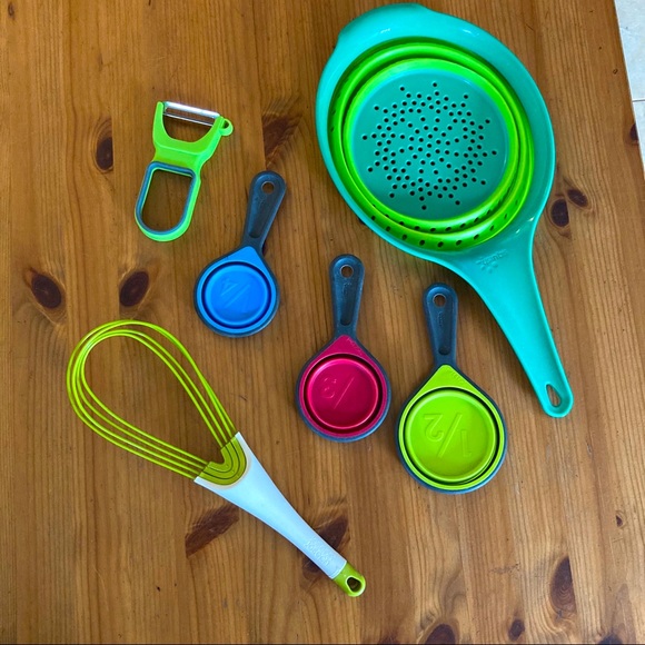 Bundle of 6 kitchenware 🌎